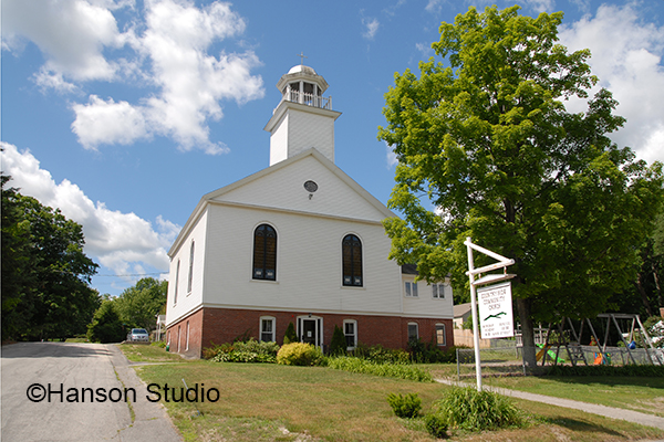 Contoocook, NH - Countryside Community Church with sign